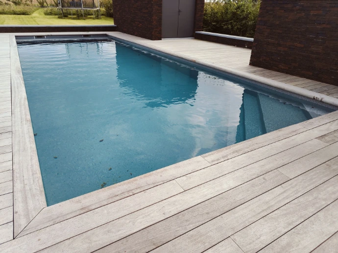 piscine réalisée par un client